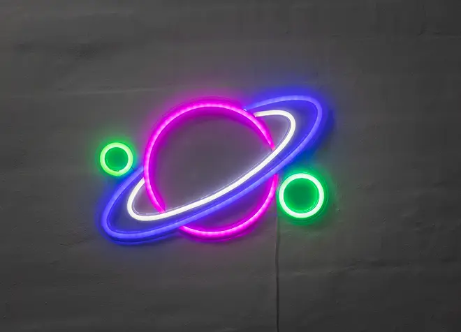 Neonskylt Planet H. 28 x B. 40 cm