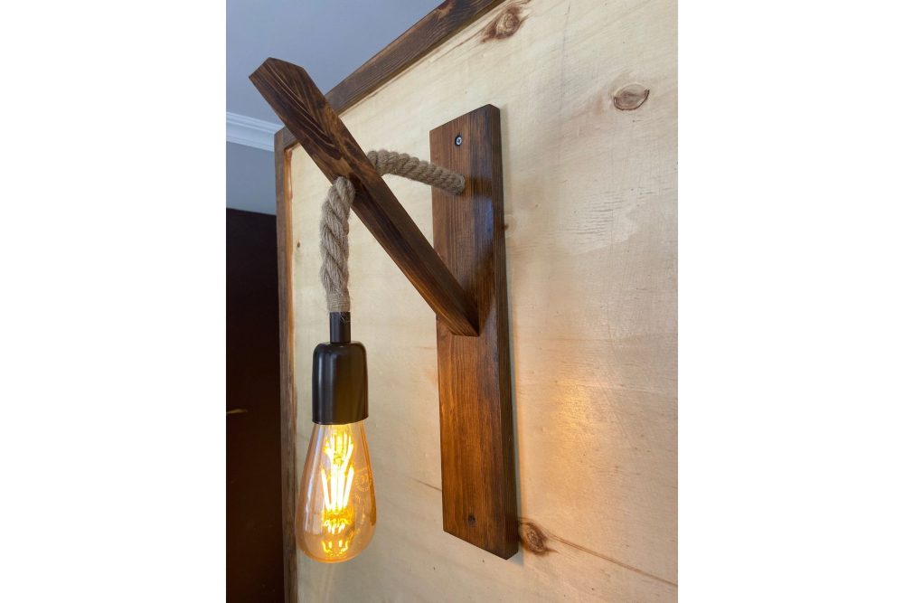 All Design Vägglampa